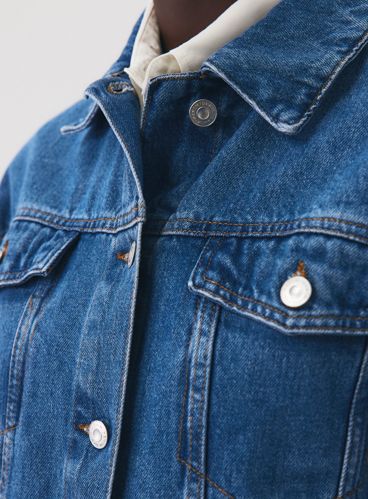 Mid Blue Denim Oversized Trucker Jacket 20 - Image 5 thumbnail